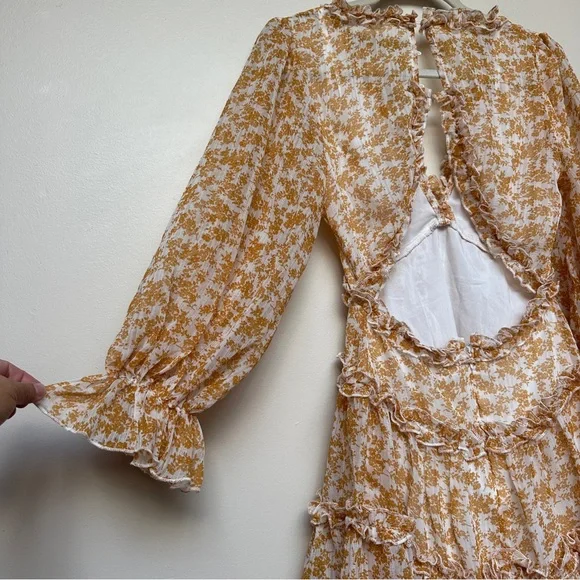 Saints + Secrets Mustard Floral Chiffon Ruffle Dress Size Small NWT - Picture 8 of 15